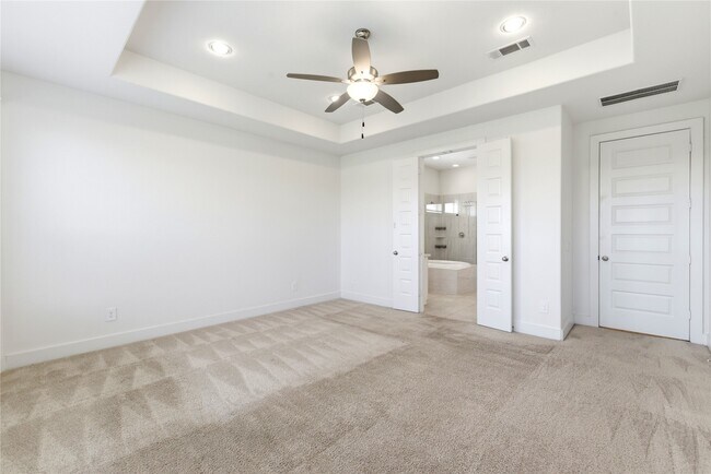 Building Photo - 24610 Bardona Way