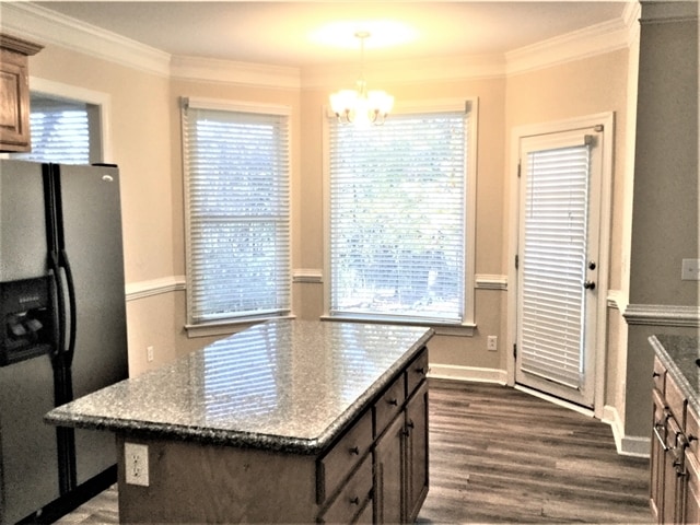 Building Photo - 8401 Forest Shadow Cir