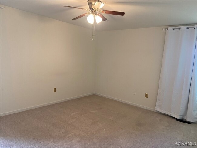 Building Photo - 6415 Chenault Way