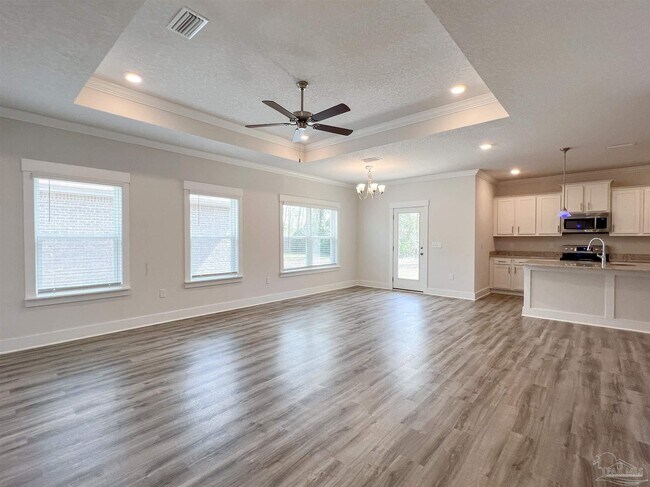 Building Photo - 6321 Sonoma Ln