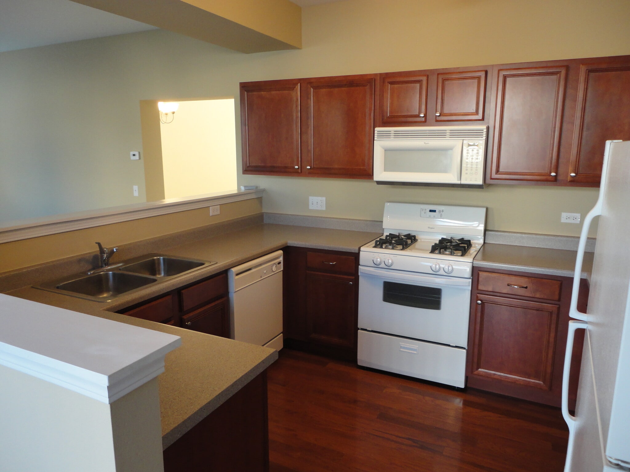 Building Photo - 1825 Bluestem Cir