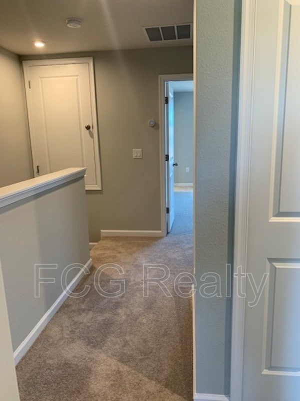 Building Photo - 6013 Blue Lily Wy