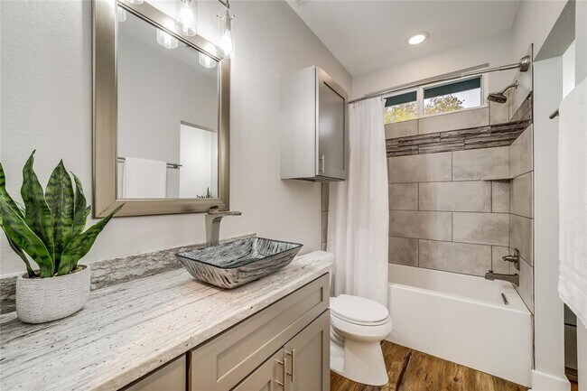 Building Photo - 18529 Staghorn Dr