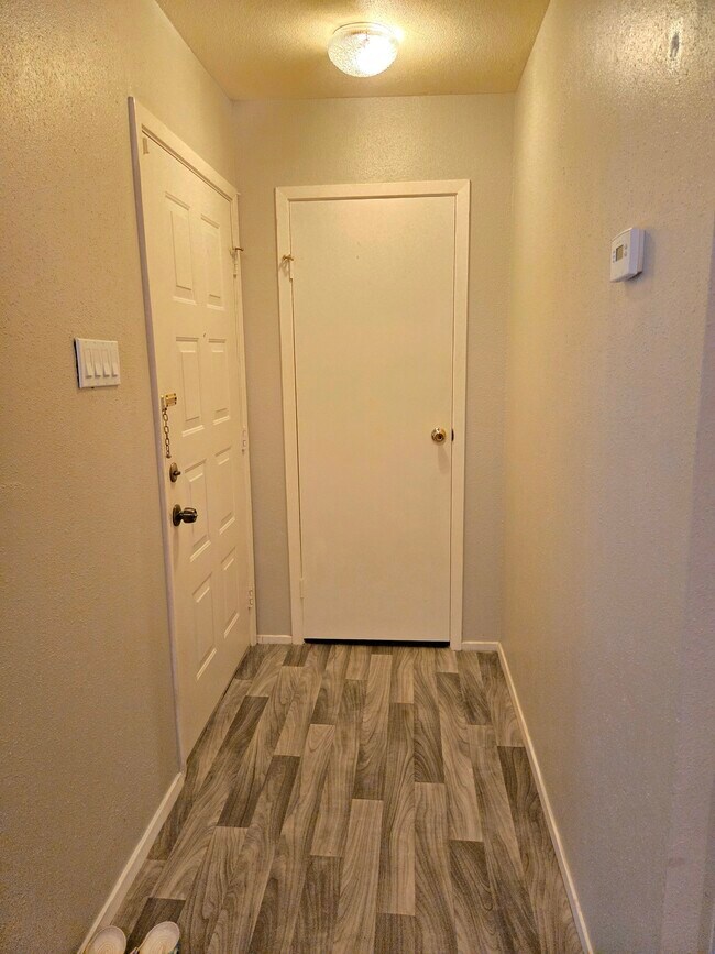 Building Photo - 6602 Harbor Town Dr