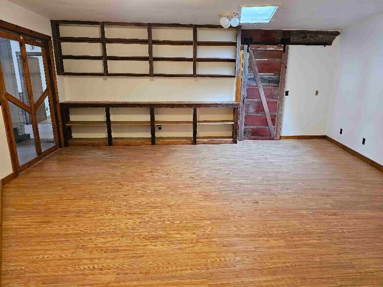 Building Photo - 650 Co Hwy I