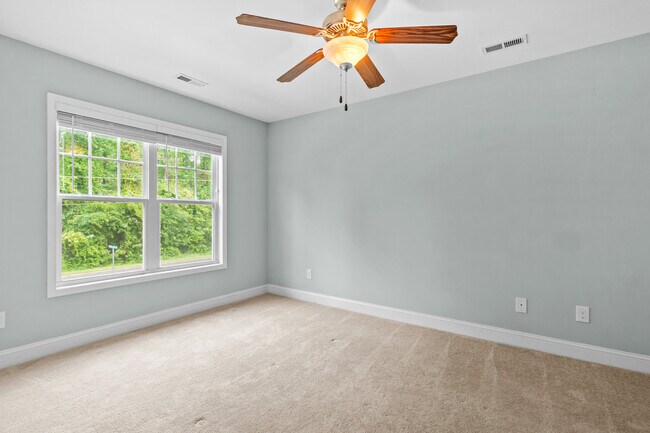 Building Photo - 100 Catfish Ct