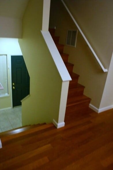 Stairs - 2680 139th Ave SE