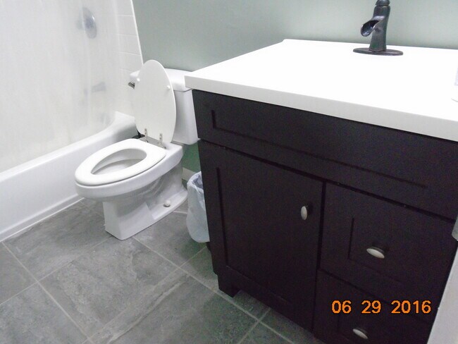 Building Photo - Pet Friendly Kailua House with Fenced Yard and A/C