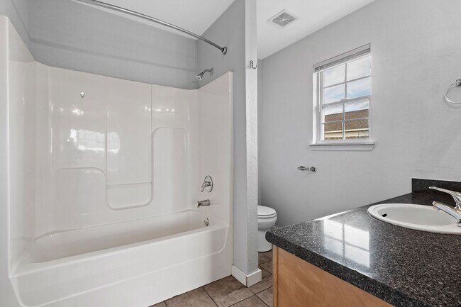 Building Photo - Great 3 bed/2 bath home in quiet Pea Ridge neighborhood!