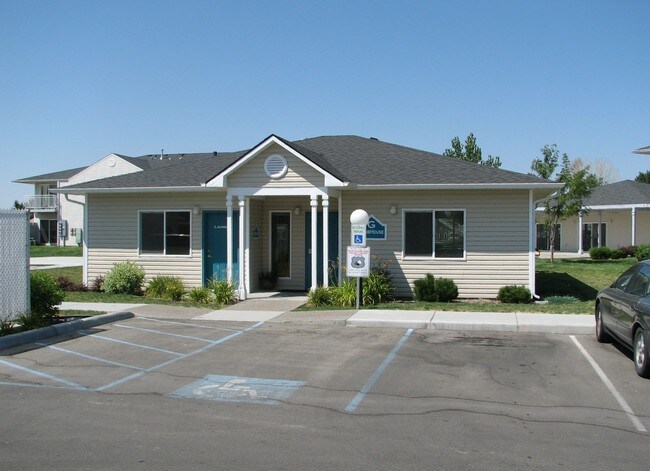 Building Photo - Northparke Apartments