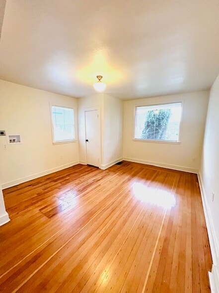 Building Photo - 1319 N 4th St