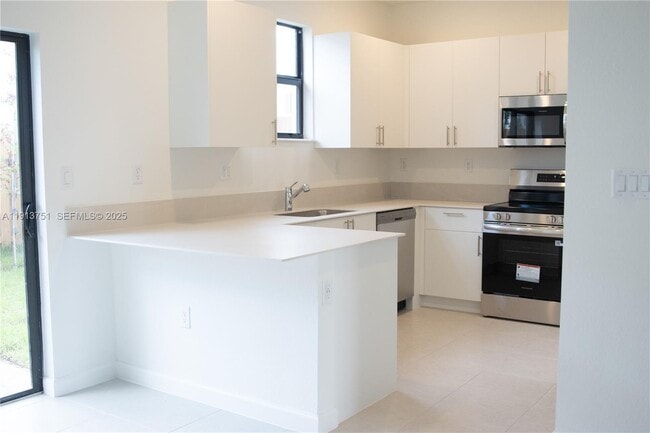 Building Photo - 23250 SW 133rd Ct