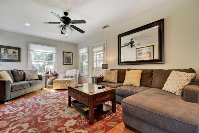 Building Photo - 4108 Sinclair Ave