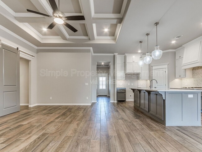 Building Photo - 4013 Palmetto Trail