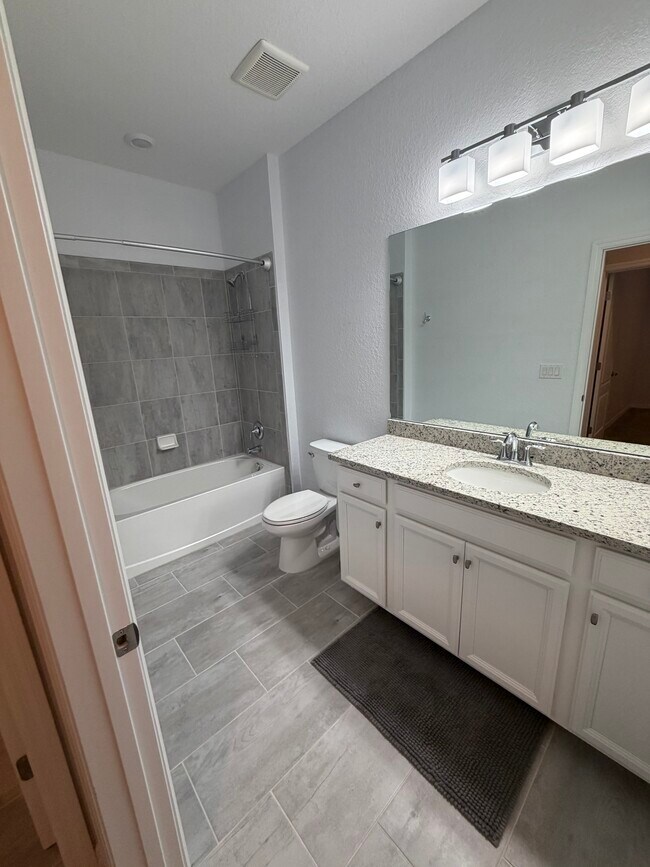 Building Photo - 11815 Bluebird Pl