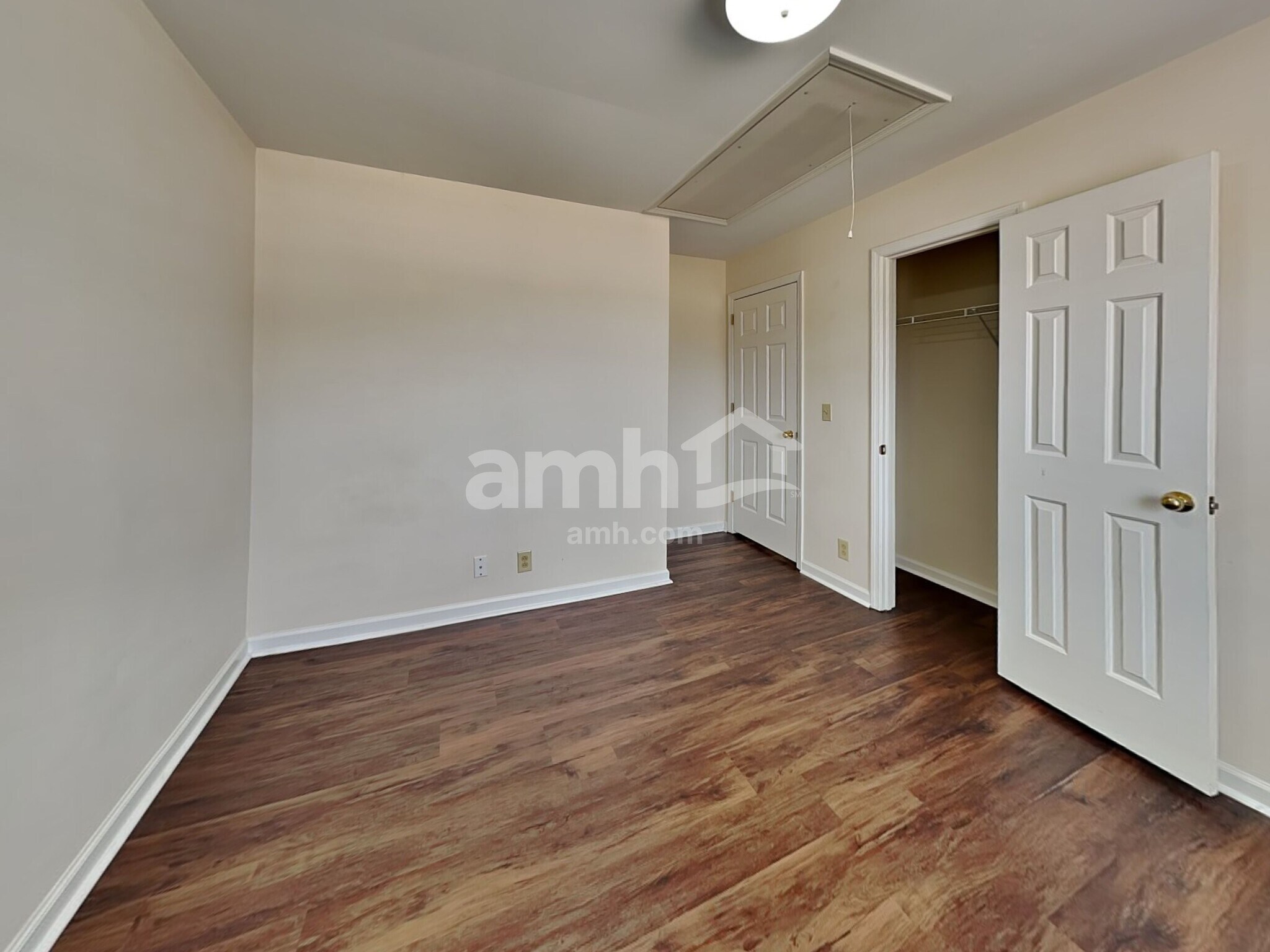 Building Photo - 6337 Willow Oak Dr