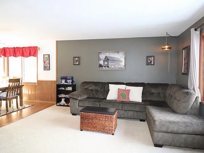 Building Photo - Click the “Apply Now” button or email wapmrentals@gmail.com for a prompt response.
