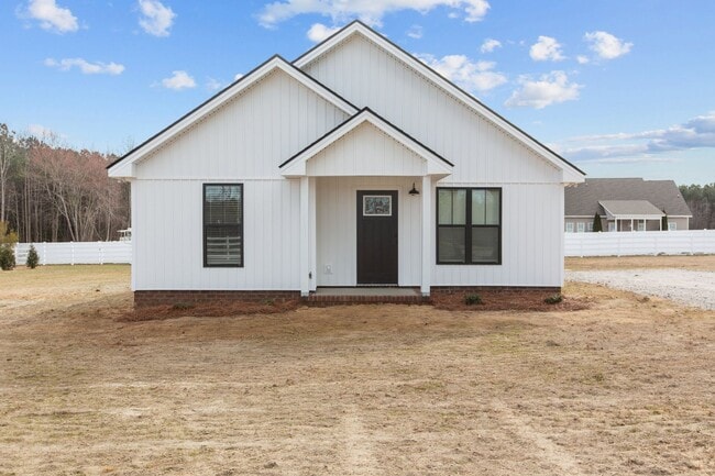 Building Photo - New Construction!