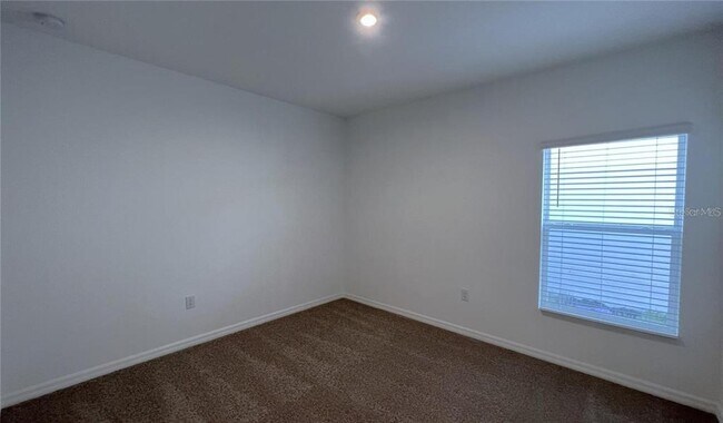 Building Photo - 5557 Tranquila Ln