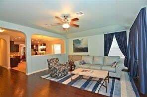 Building Photo - 104 Tom Kite Dr