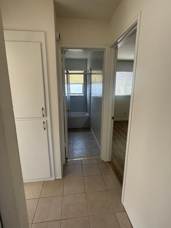 Building Photo - 205 Smalley Ave