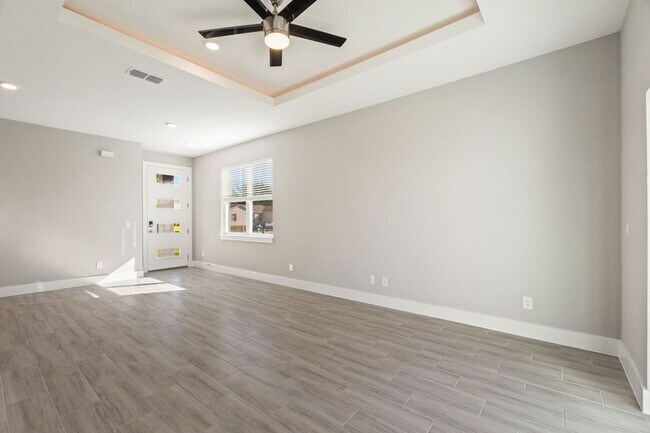 Building Photo - Deposit-Free! Modern, energy efficient hom...