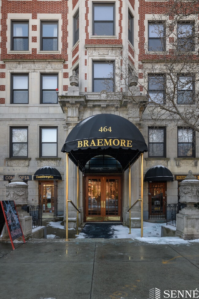 Primary Photo - 464 Commonwealth Ave