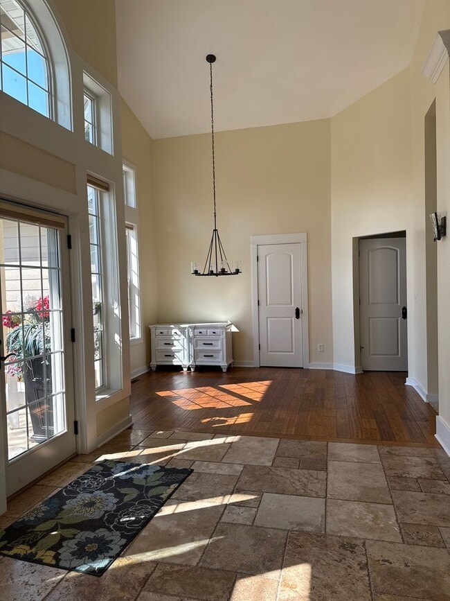 Building Photo - Stunning Home In Baxter Meadows