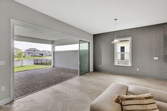 Building Photo - 11476 Madelynn Dr