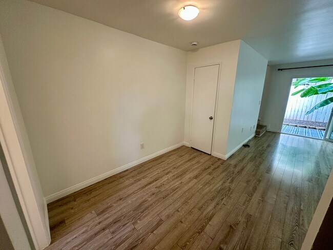 Building Photo - 1815 Armour Ln