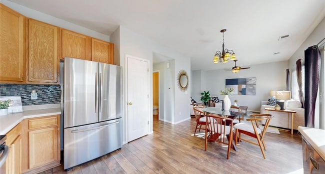 Building Photo - 6898 W Rockland Pl