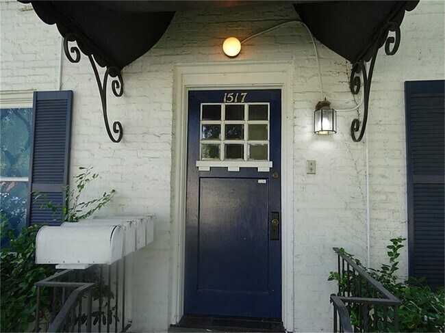 Building Photo - 1517 Bonnie Brae St