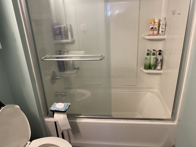 Building Photo - 1334 W Taylor Ave