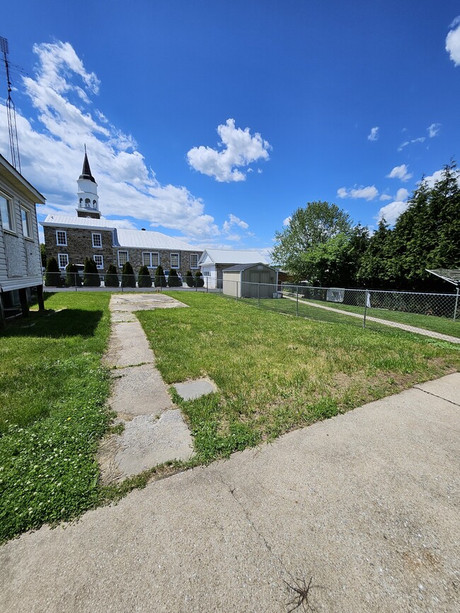 Building Photo - 111 N Seton Ave