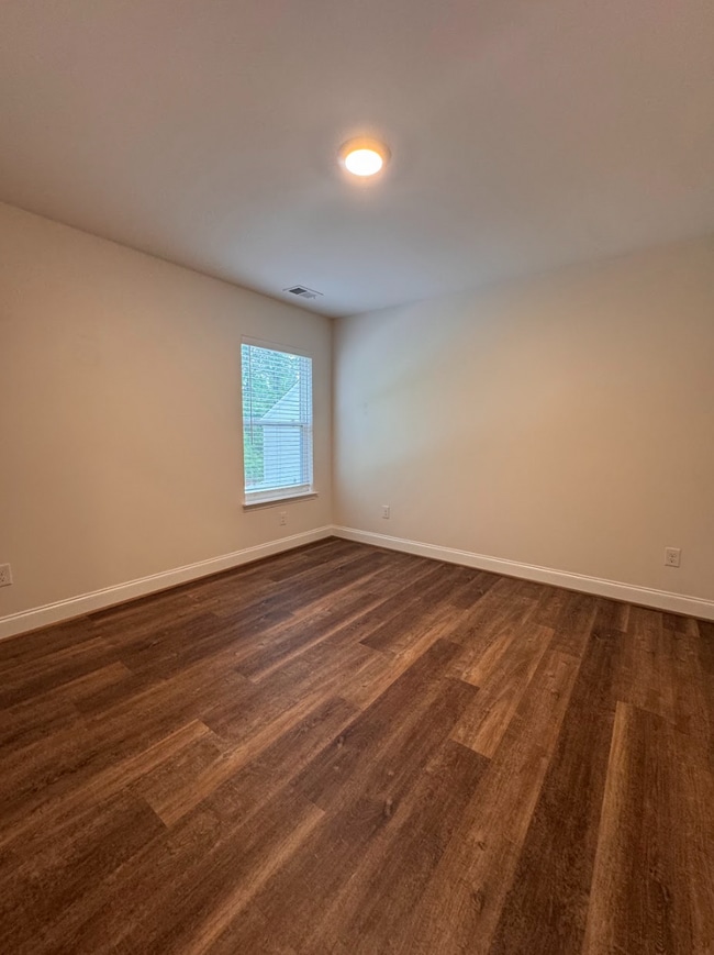 Building Photo - SIX BEDROOMS IN TRAVELERS REST?! YES, YOU READ THAT RIGHT!