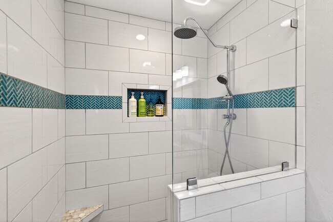 Building Photo - 4604 NW 44th Pl