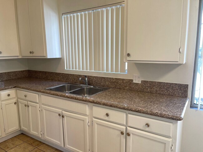 Building Photo - KESTER