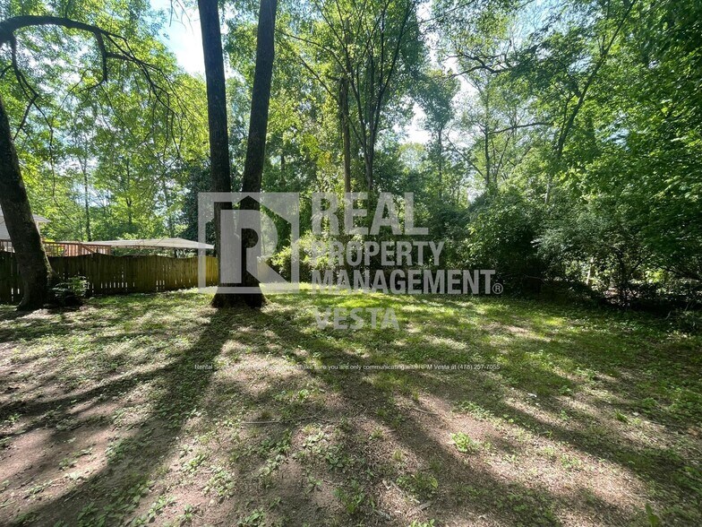 Building Photo - 1177 Sandy Beach Dr