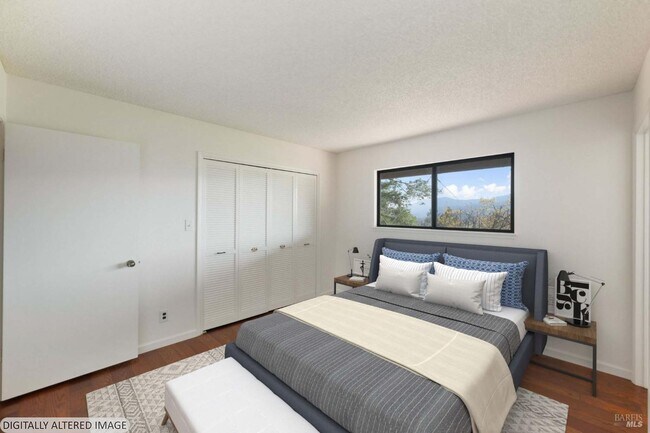 Building Photo - 121 Knoll Pl