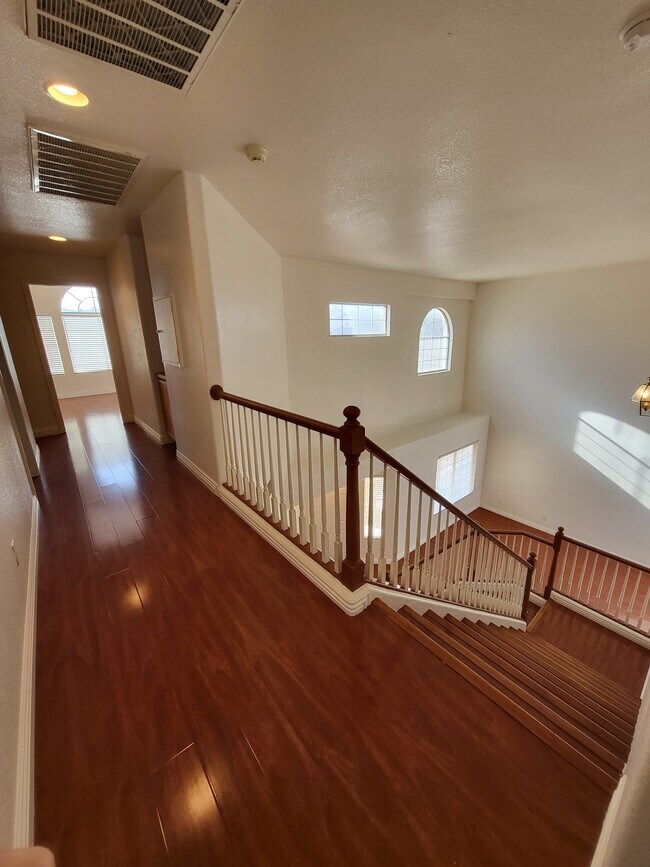 Building Photo - 1158 Founders Ct