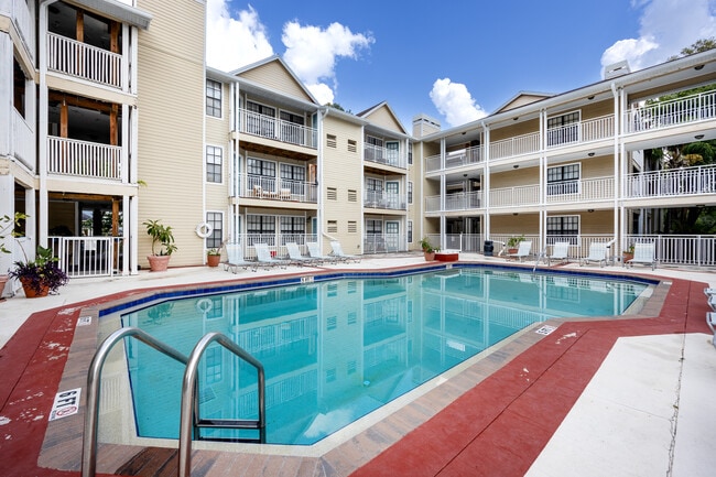 Building Photo - 1000 W Horatio St