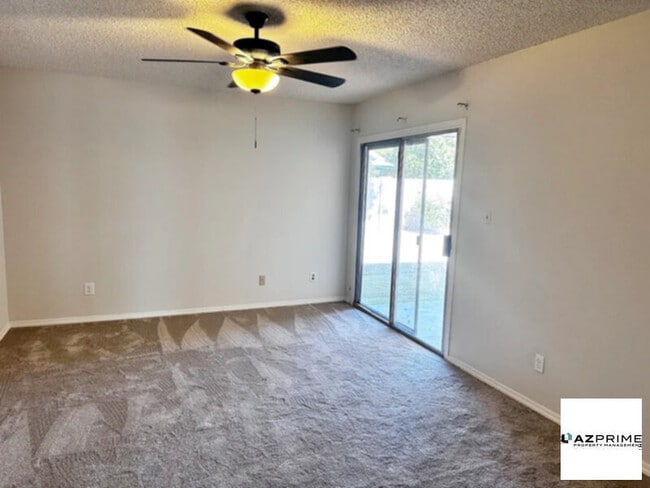 Primary Photo - 5346 W Sunnyside Dr