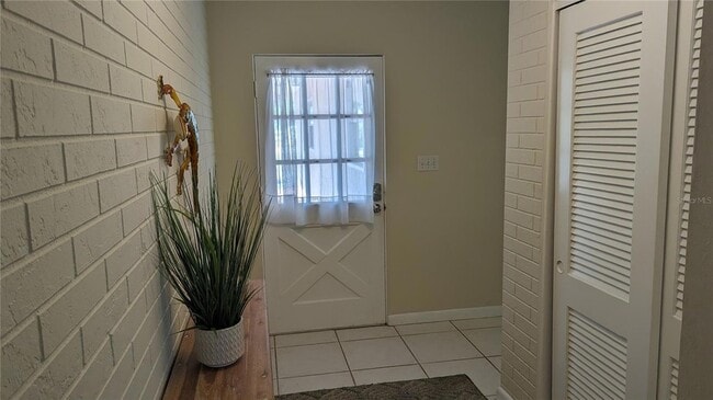 Building Photo - 2500 Bayshore Rd