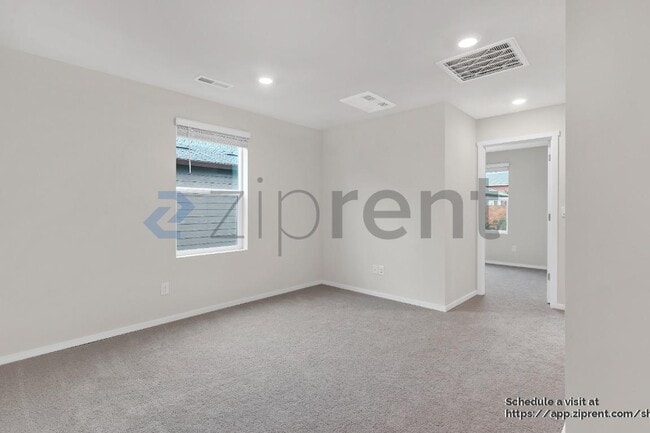 Building Photo - 1509 NE 121st Ave