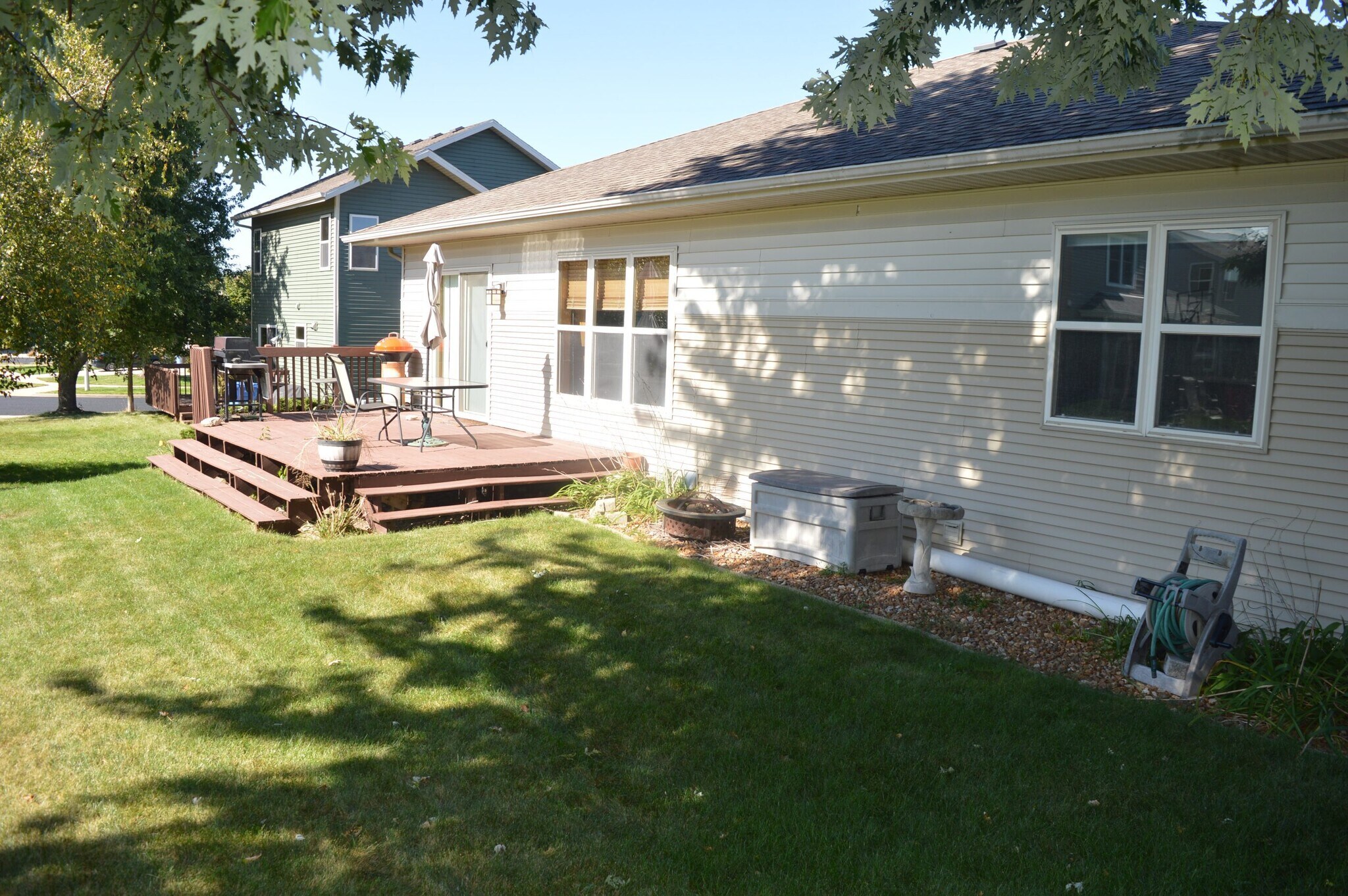 Building Photo - 715 Ariel Ln