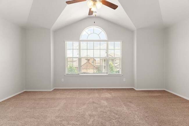 Building Photo - 9605 Raeburn Court