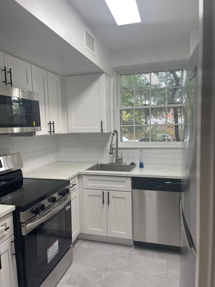 Building Photo - 3801 Newark St NW