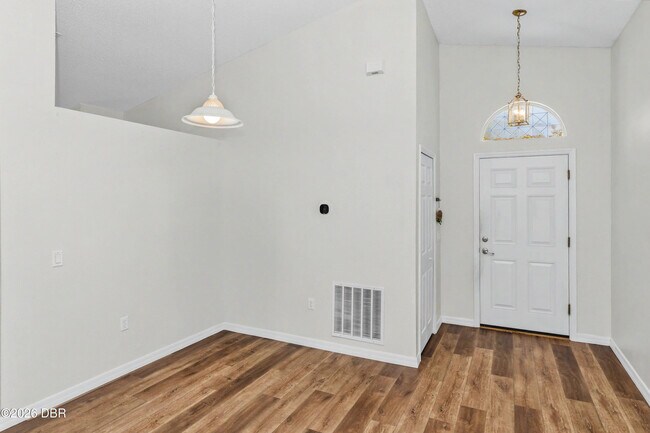 Building Photo - 342 Dahoon Holly Dr