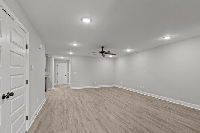Building Photo - "Brand-New Townhome Awaits!"