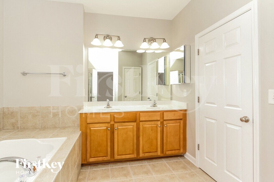 Building Photo - 19331 Windjammer Cir